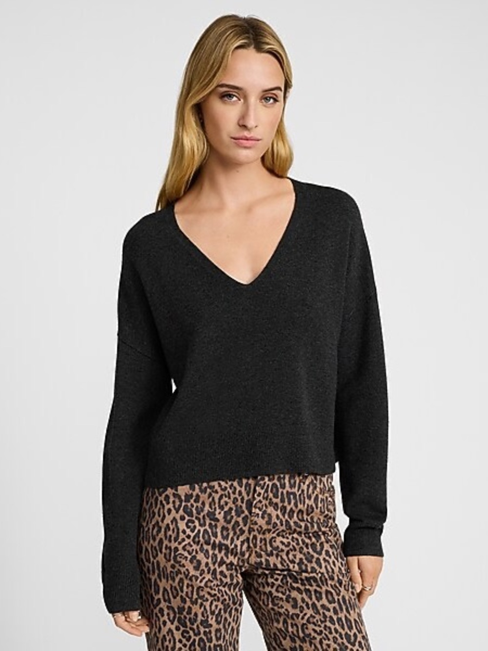 Express Wool Blend V-Neck Sweater Size Medium